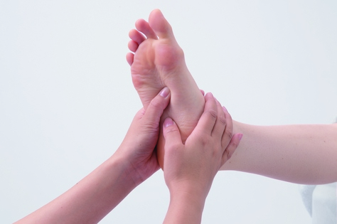 FOOT-MASSAGE.jpg FOOT-MASSAGE.jpg